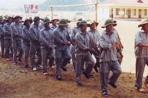 Người nghiện tràn lan nhưng không đưa được đi cai