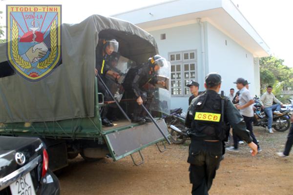 Tập huấn nghiệp vụ bảo vệ, luyện tập và diễn tập phương án bảo vệ năm 2017 tại Trung tâm Giáo dục Lao động tỉnh Sơn La.