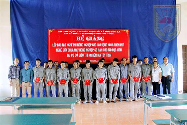 Bế giảng lớp đào tạo nghề phi nông nghiệp cho 140 học viên cai nghiện tại Cơ sở Điều trị nghiện ma túy tỉnh.