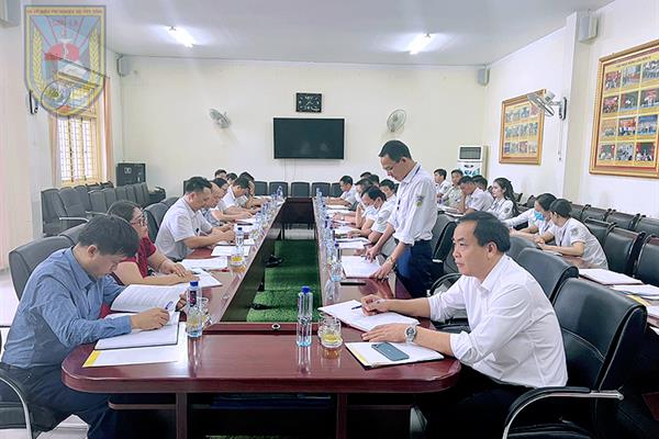 Đảng ủy Khối các cơ quan và doanh nghiệp tỉnh tham gia dự sinh hoạt Chi bộ 1 thuộc Đảng bộ bộ phận Cơ sở Điều trị nghiện ma túy tỉnh