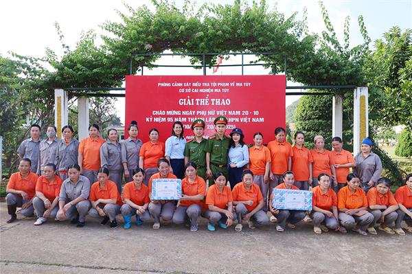 Cơ sở cai nghiện ma túy tỉnh Sơn La tổ chức các hoạt động cho học viên cai nghiện nữ nhân ngày Phụ nữ Việt Nam 20/10